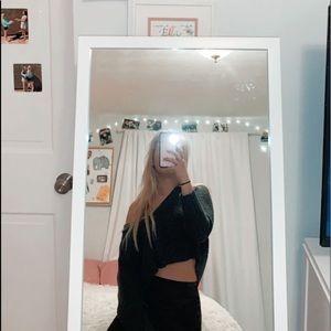 Meet your Posher, Ella